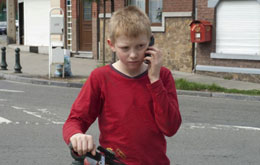 Der Junge mit dem Fahrrad