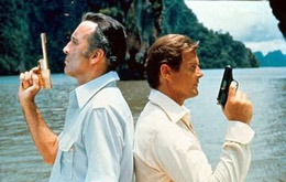 James Bond 007 - Der Mann mit dem goldenen Colt