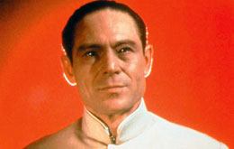 James Bond 007 jagt Dr. No