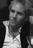 Alessandro Nivola